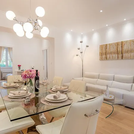 Belamar Luxury شقة