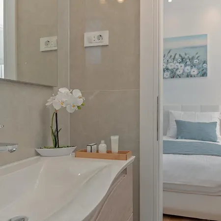 Belamar Luxury شقة *